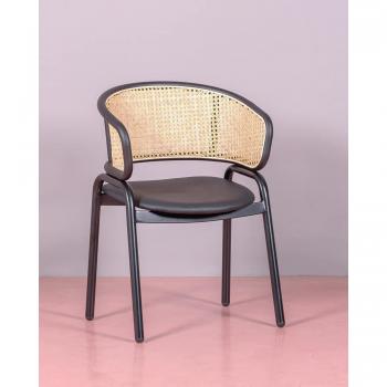 Sedia Morley Nest Dream – Braccioli metallici, schienale rattan