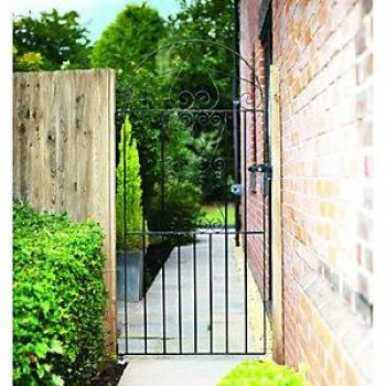 Wickes Chelsea Bow Top Steel Gate Black - 991 x 1875mm