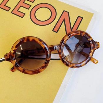 Gafas de sol de playa para niños, lentes brillantes UV400