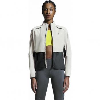 Chaqueta On Core con capucha blanca y negra