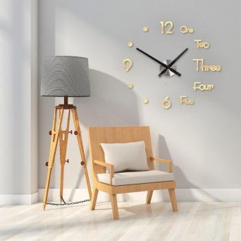 Reloj de pared de cuarzo con decoración colgante