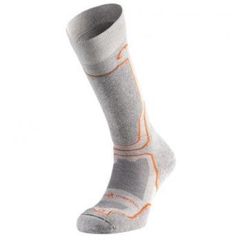 Calcetines de Montaña Lurbel Peak Six en Color Gris Hielo con Detalles Naranja