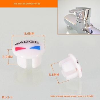 Accessoire de robinet rouge et bleu