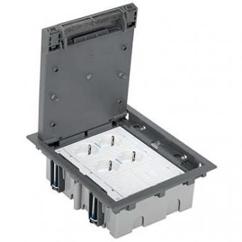 Kit de Boîtier Sol Simon 500 Summit – 3 Modules, 2 Doublées Schuko, LED et Plaques V&D