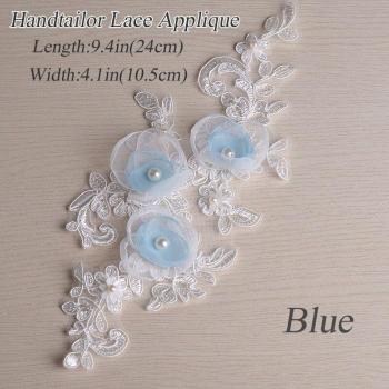 Boucles d'Or Floral en Dentelle