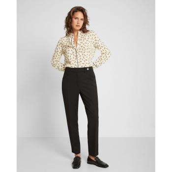 TRUCCO - Mujer. Pantalón de traje recto con nervio central y cierre lateral en cinturilla