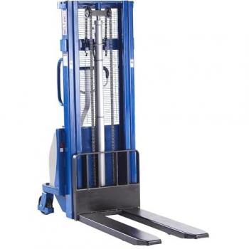 Transpallet a timone semi-elettrico