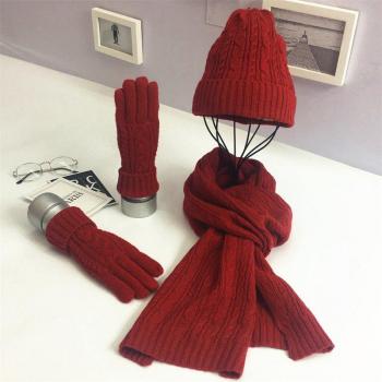 Klassisches Strickset für kalte Tage