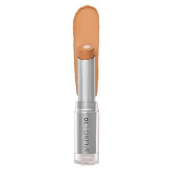 HydroBoost Studio Concealer