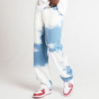 LOOZYKIT Männer Gerade Jeans mit Krawattenprint in Himmelblau