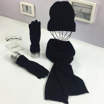 Klassisches Ski-Zubehör Set