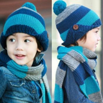 MZ0014 Paquete Reversible de Estilo Corea del Sur: Rayas, Bufanda y Beanie