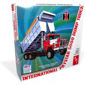 AMT 1/25 Scale International Paystar 5000 Dump Truck