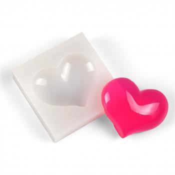 5.7cm Heart-Shaped Silicone Baking Mold