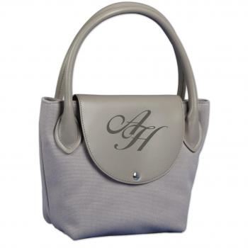 Handtasche ONLY YOU bestickt: MONOGRAMM. Sandfarbene subtile Eleganz