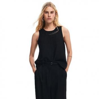 Blusa negra sin mangas con bordado floral Desigual