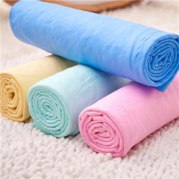 Tissu absorbant en peau de cerf pour chiens et chats – Version 4