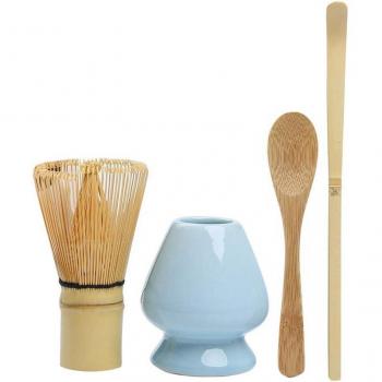 Set de thé matcha avec fouet, pelle et cuillère en bambou