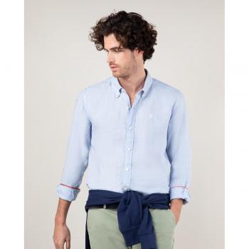 Modelo M39 de camisa de lino de El Ganso para caballero, confeccionada en tono celeste y tallaje regular
