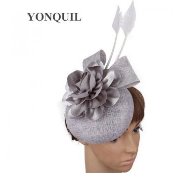Tocado de Sinamay Gris para Eventos