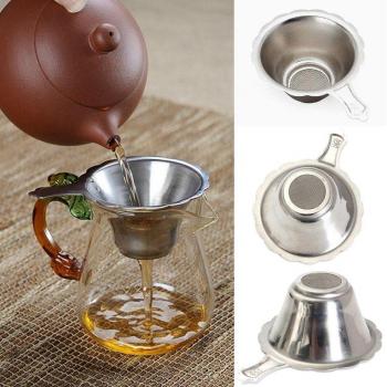Locking Tea Strainer