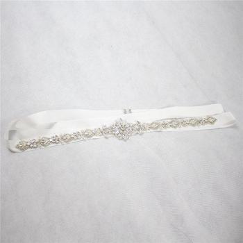 Correa y Faja de Vestido de Novia Cristal con Perlas Plateadas