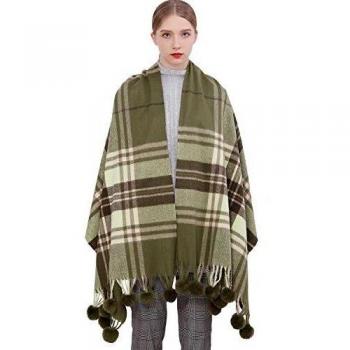 Emerald Fur‑Trimmed Plaid Scarf