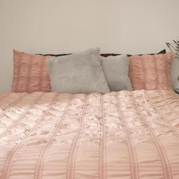 Sienna Check Seersucker Duvet Cover with Pillowcase Bedding Set - Pink / Double