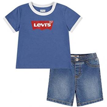 Shorts Levi's + Camiseta