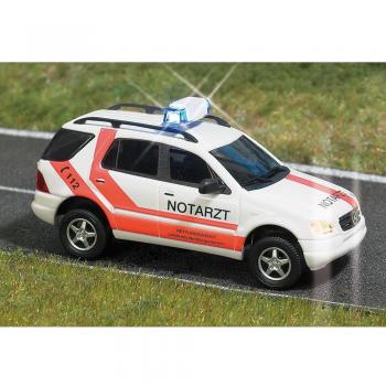 Busch 5631 H0 Einsatzfahrzeug Modell Mercedes Benz M-Klasse Notarzt