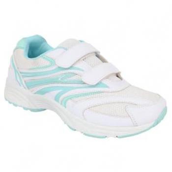 EE Wide Touch Fasten Trainer