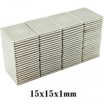 Aimant néodyme fin 15x15x1 mm