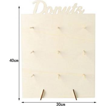 Décor mural beignet en bois