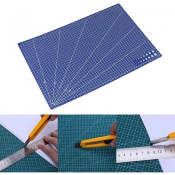 A3 PVC‑Schneidwerkzeug – rechteckig, 45 × 30 cm, mattes Netz