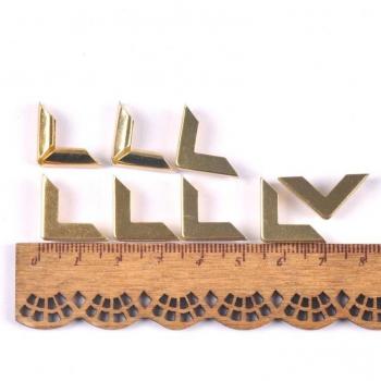 Golden Metal Corners for Scrapbooking and Photo Albums, 16x16x3mm, 50pcs