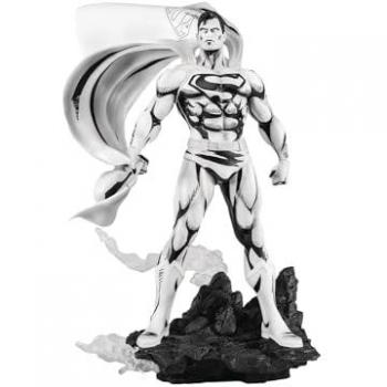 Figurine Superman Acier 36 cm Version Noir & Blanc
