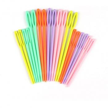 Multicolor Plastic Sewing Needles and Locking Stitch Markers - 20 Pcs