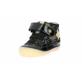 Baby Girl Kickers by Sokistic – Cozy Winter Booties