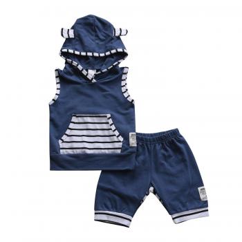 Tenue rayée pour bébé avec t-shirt à capuche