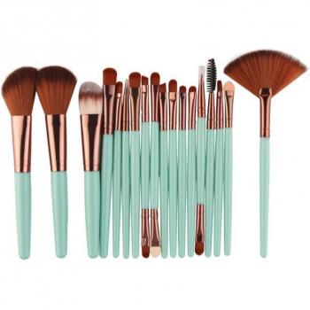 18-Piece Cosmetic Brush Collection