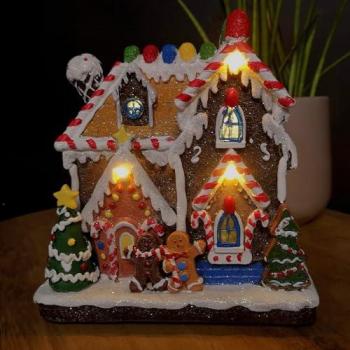 18cm Battery Operated Light up Christmas Gingerbread House