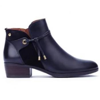 Darcey Black Ankle Boots for Women - Size 6