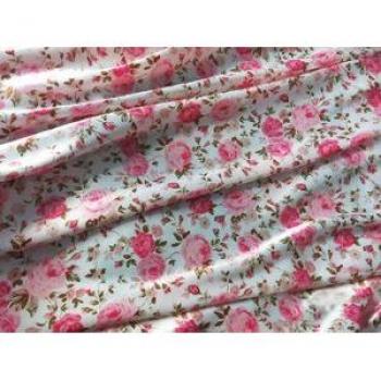 Tela Tilda rosa floral para ropa de dormir