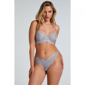 Isabelle Cheekini Bleu