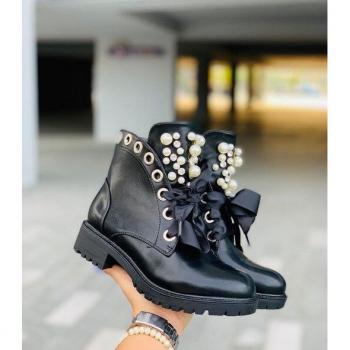 Pearl Detail Women's Lace-Up Chunky Boots