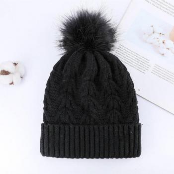 Manto Pompón Invernal