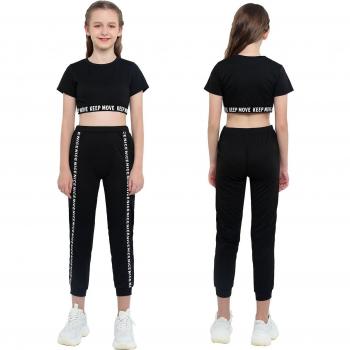 Conjunto deportivo infantil de top corto y leggings