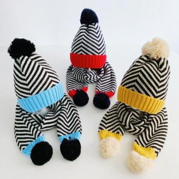Traje Cálido Niño-Osa con Gorro Rayado y Bufanda