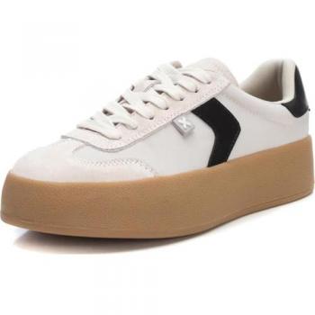 Zapatillas de mujer Xti con cordones y suela de goma