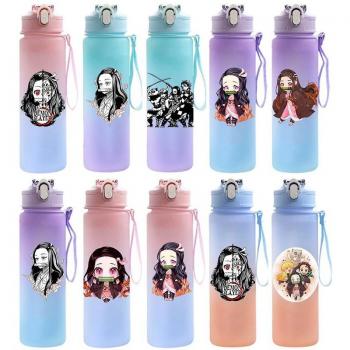 Anime Demon Slayer 750ML Trinkbecher - Großer Outdoor-Wasserbecher für Kinder